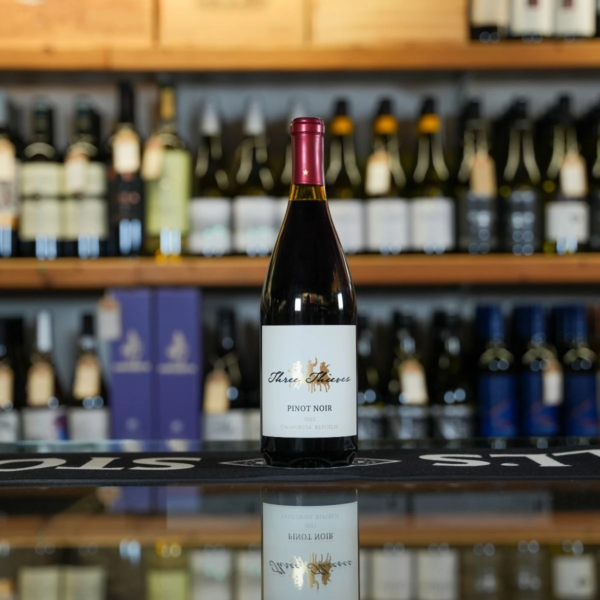 three thieves - pinot noir